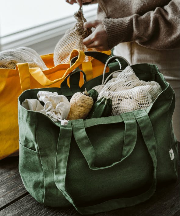Sustainable , stylish and comfortable to carry this organic tote bag is much better looking than your usual version. In strong canvas and eco cotton for full sustainability .