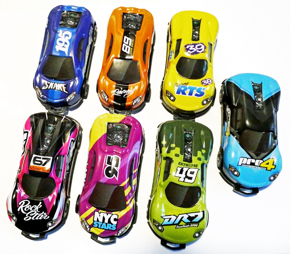 Leksaksbilar voltar + Pull Back ( 4-7 Pack )