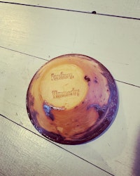 Liten keramikskål