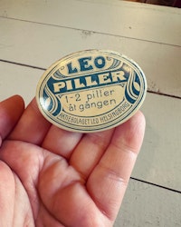 Mini-plåtask Leo Piller