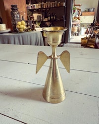 Ljusstake ängel