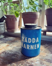 Insamlingsbössa Rädda Barnen