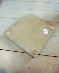 Underlägg sten