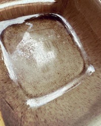 Keramikskål med handtag