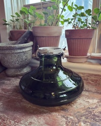 Julgransfot i grönt glas (speciell frakt)