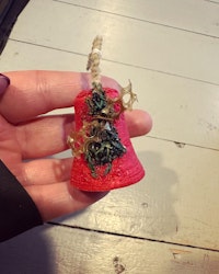 Dekoration klocka röd