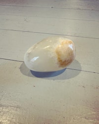 Ägg i sten