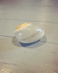 Ägg i sten