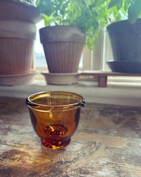 Grädd/mjölkkanna i glas