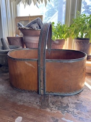 Träkorg ”storkällaren”