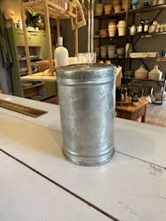 Liten plåtburk Sveas