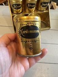Kryddburkar i ställ