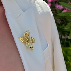 SAKURA BROOCH