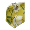necessär makeupväska gul vinterblommor blommor fjäril förvaring blommigt textil textildesign tyg hållbart återvunnet gots bomull Helleborus julros
