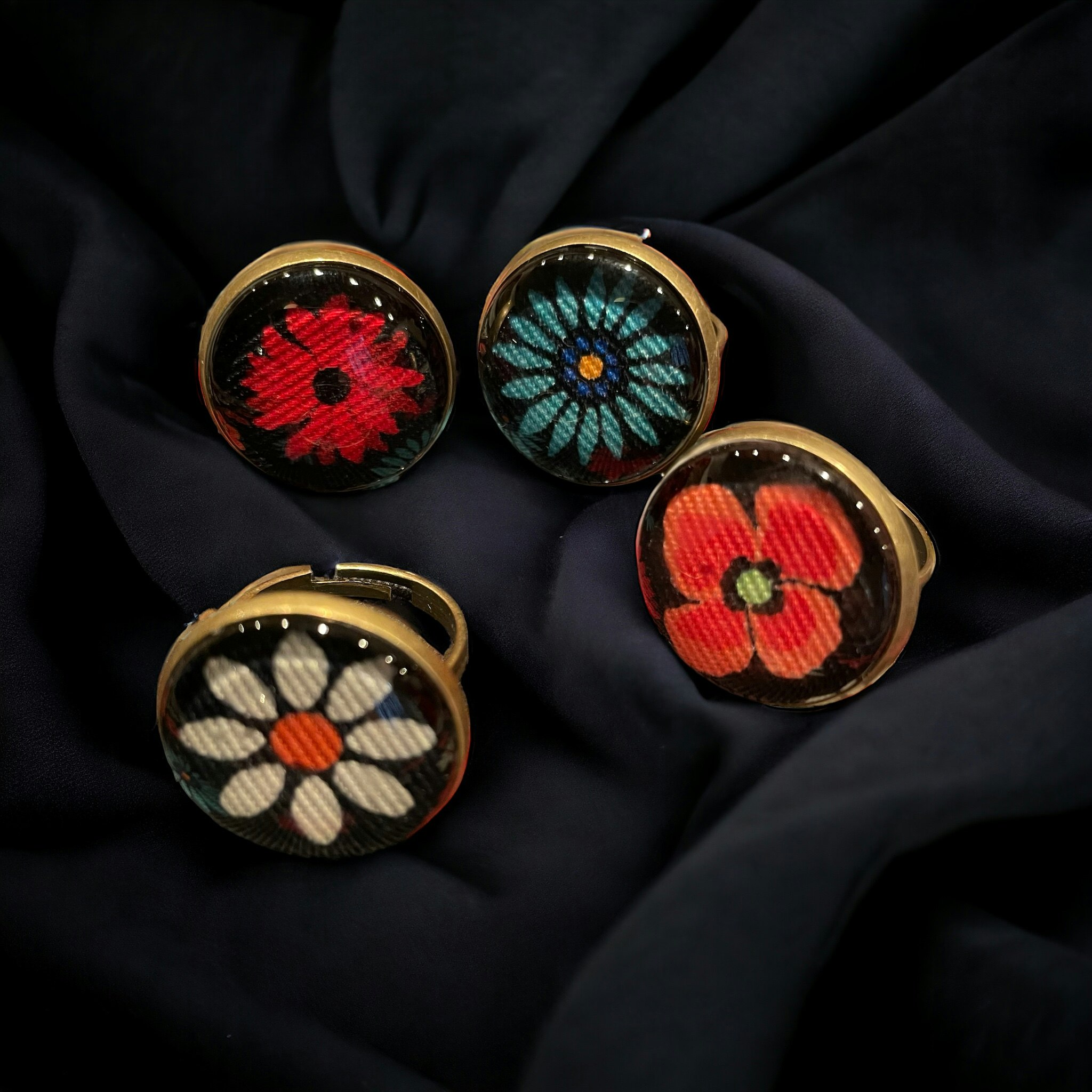 cabochon blommigt ring design textil tyg ställbar hantverk