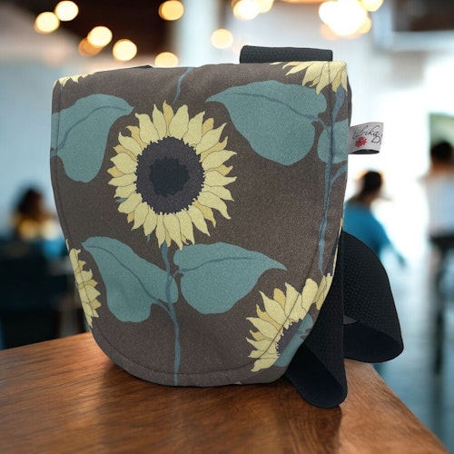 Lovis på brun, "bits n pieces"/cross body-axelremsväska
