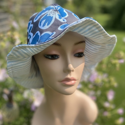 wavy n happy hat i bruna big n bloomin i twill