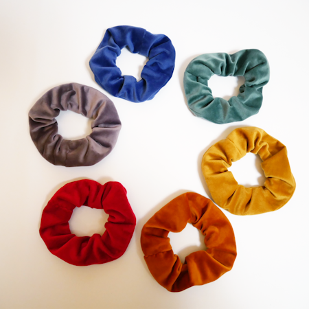 Scrunchies - enfärgade
