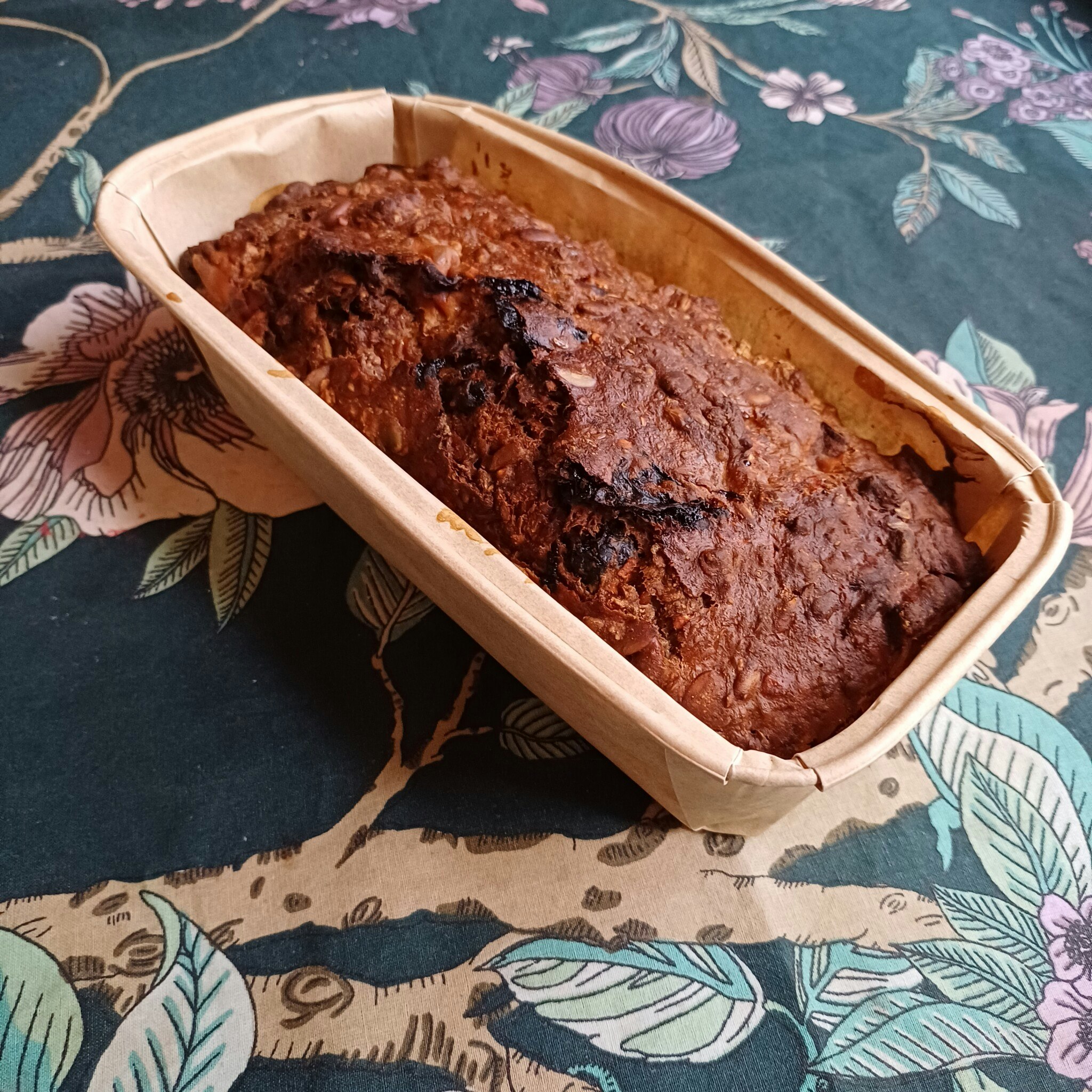 Kavring med frukt & hasselnötter nybakat ca 750g, Bondmorans