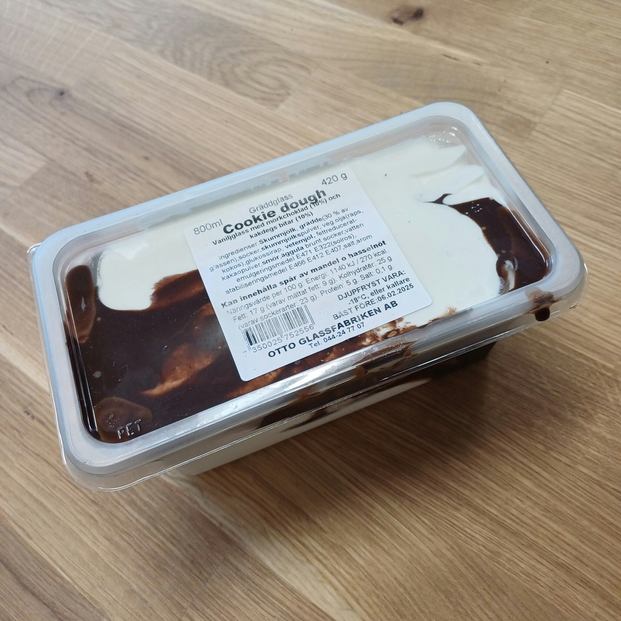 Gräddglass Cookie Dough 0,8 L, Otto & Glassfabriken