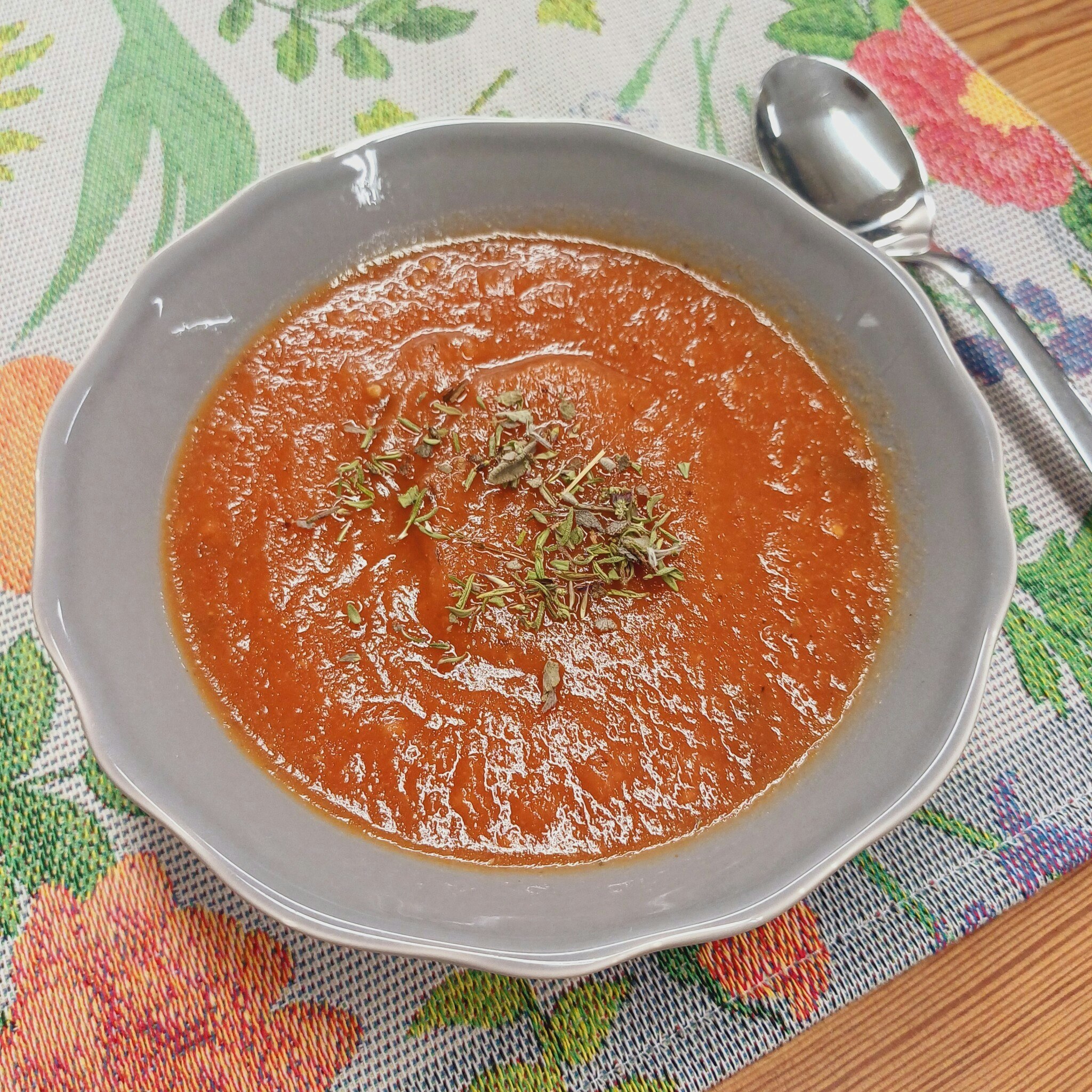 Tomatsoppa med palsternacka & örter 425g, Bondmorans