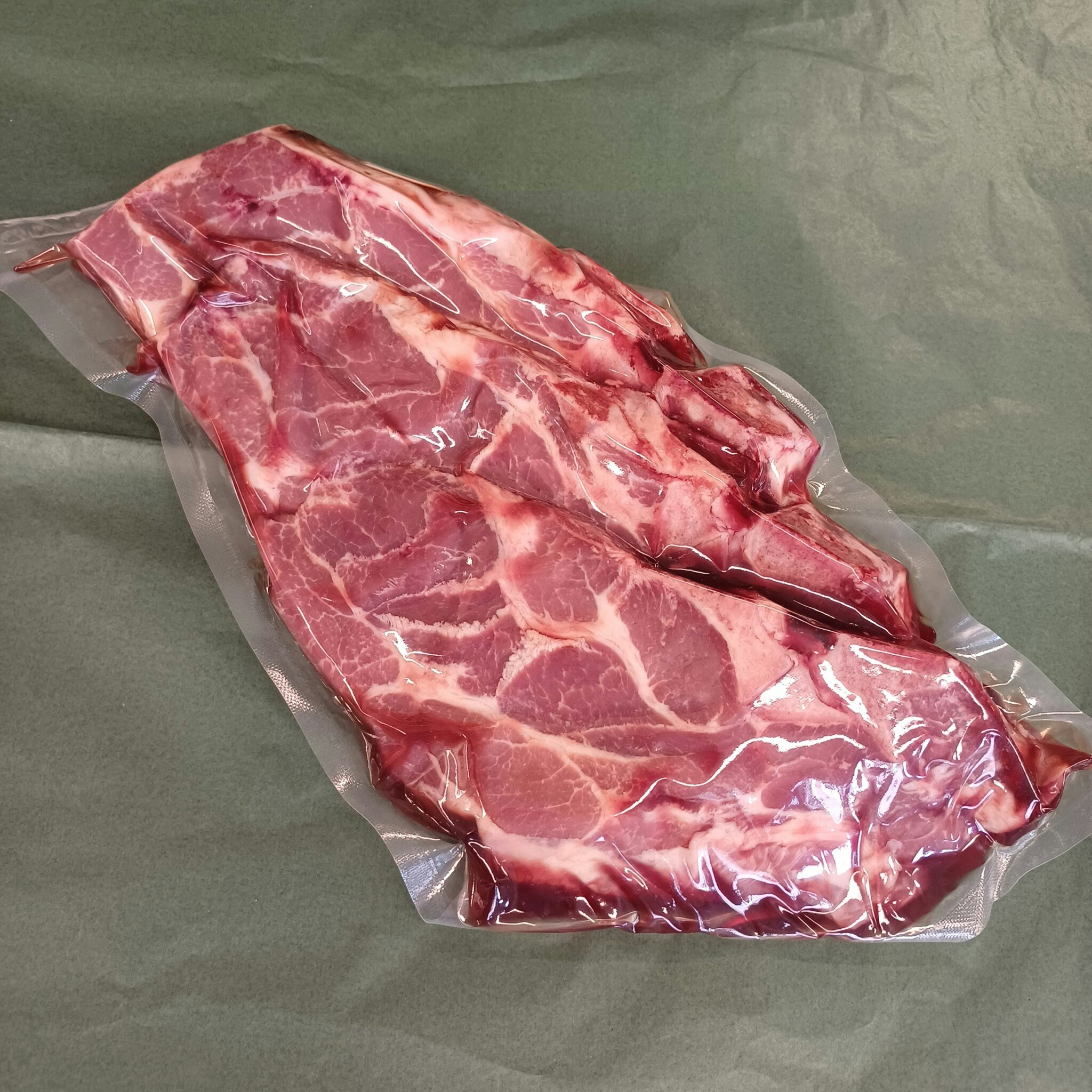 Fläskkarré skivad med ben, Björkbacka Gård