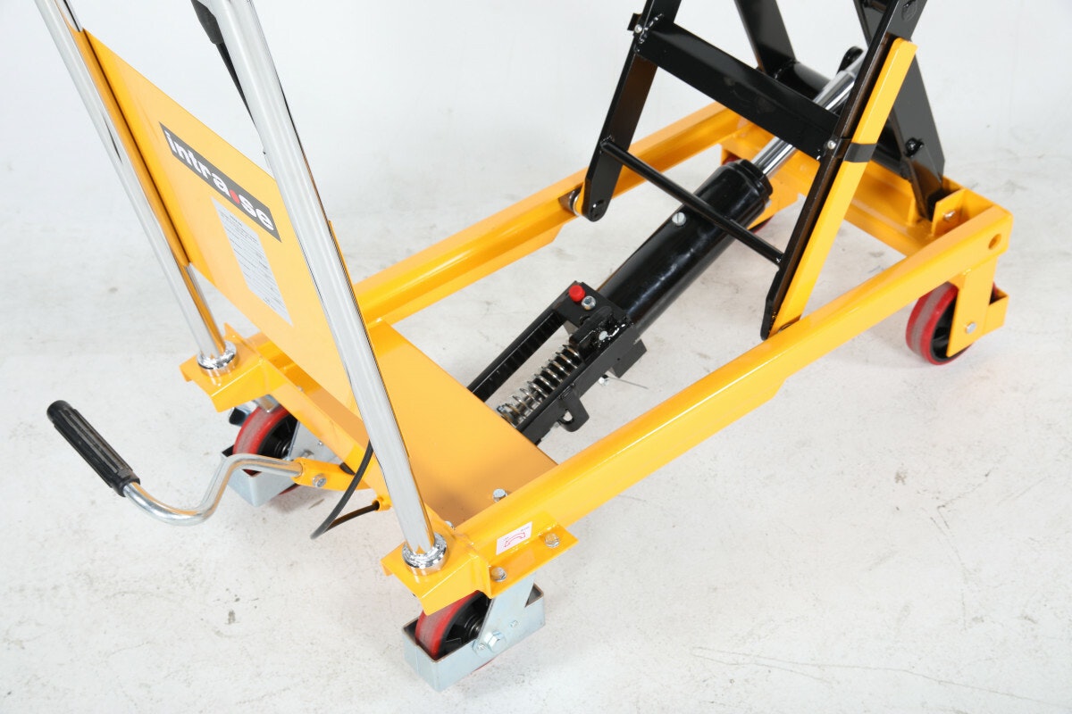 SP 300 LB Lyftbord m fotpump