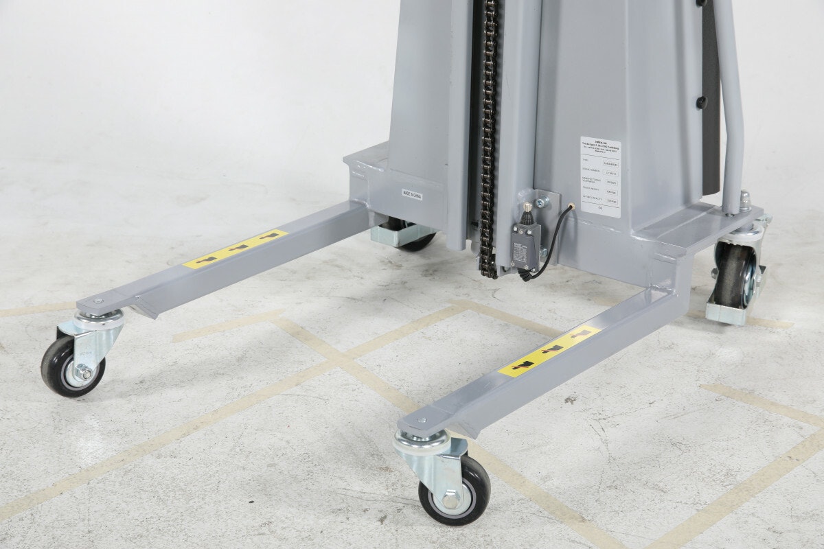 E250N, Lätt lyftvagn 250 kg