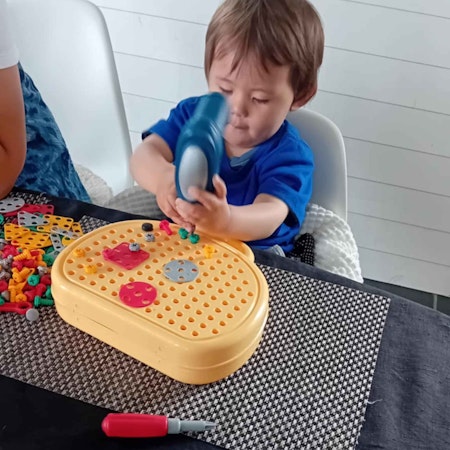 Borrpussel för barn – kreativ bygglek