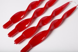 Twist stakelys, rød lakk 4 pk
