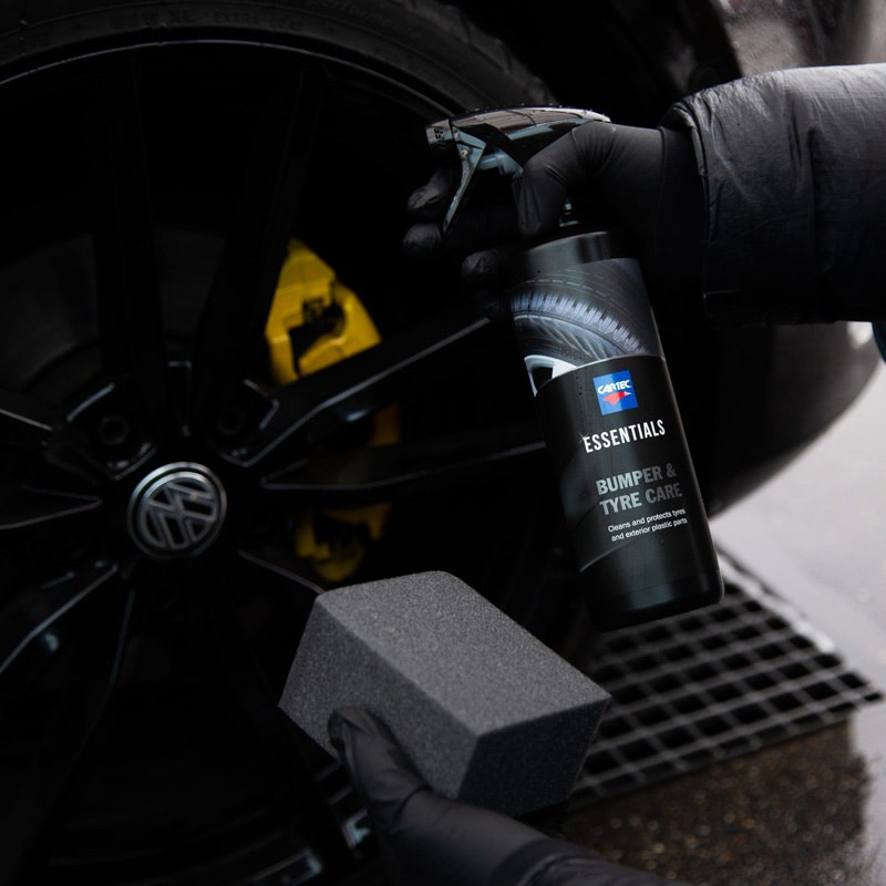Däckglans och plaståterställare - Cartec Bumper & Tyre Care