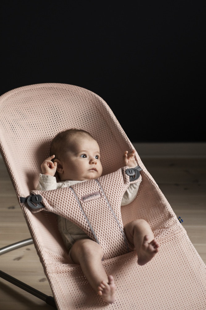 Babybjörn Babysitter BLISS Pärlemorrosa Mesh - BEBA Barnbutik