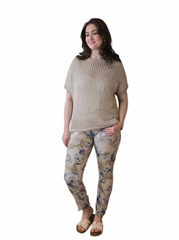 Heklet beige topp med singlet
