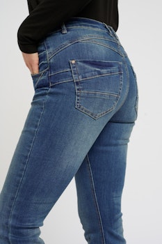 Amalie shape fit jeans