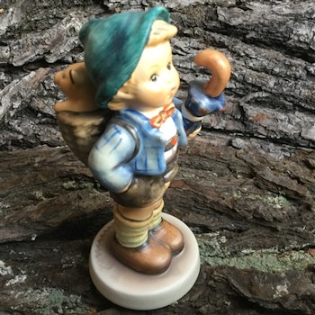 Hummel Home from Market