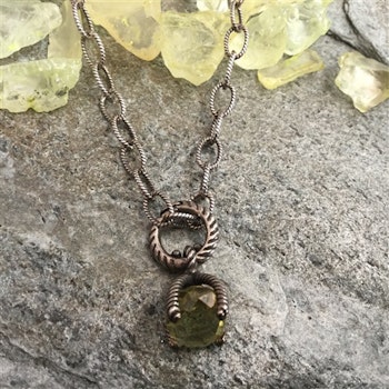 Nanis Silverhalsband med grön turmalin