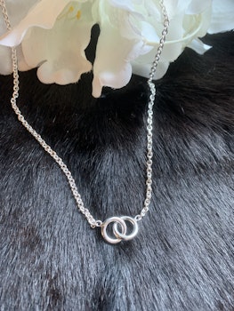 Carolina Gynning The Knot