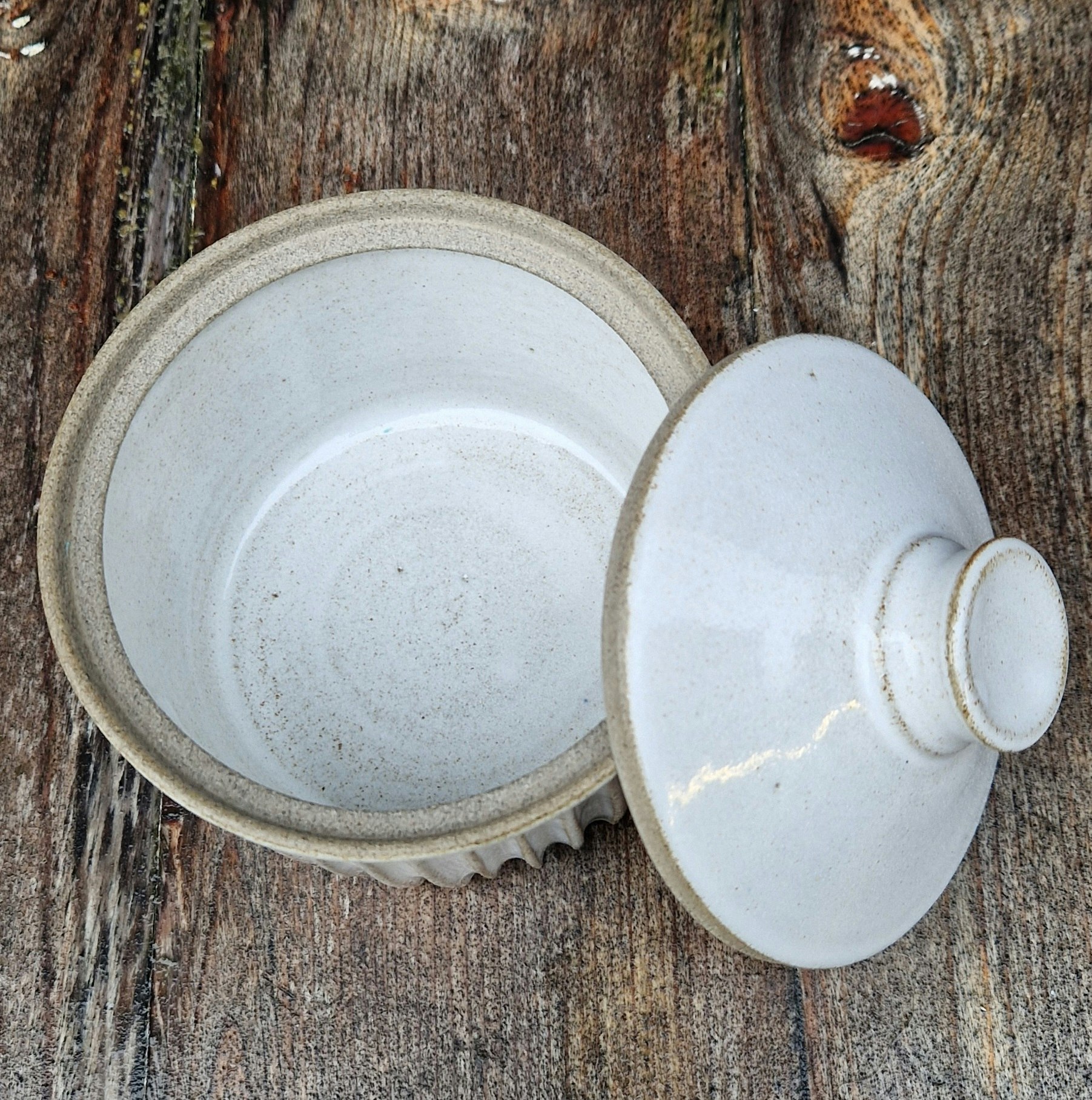 Burk "Fårö"/Vit