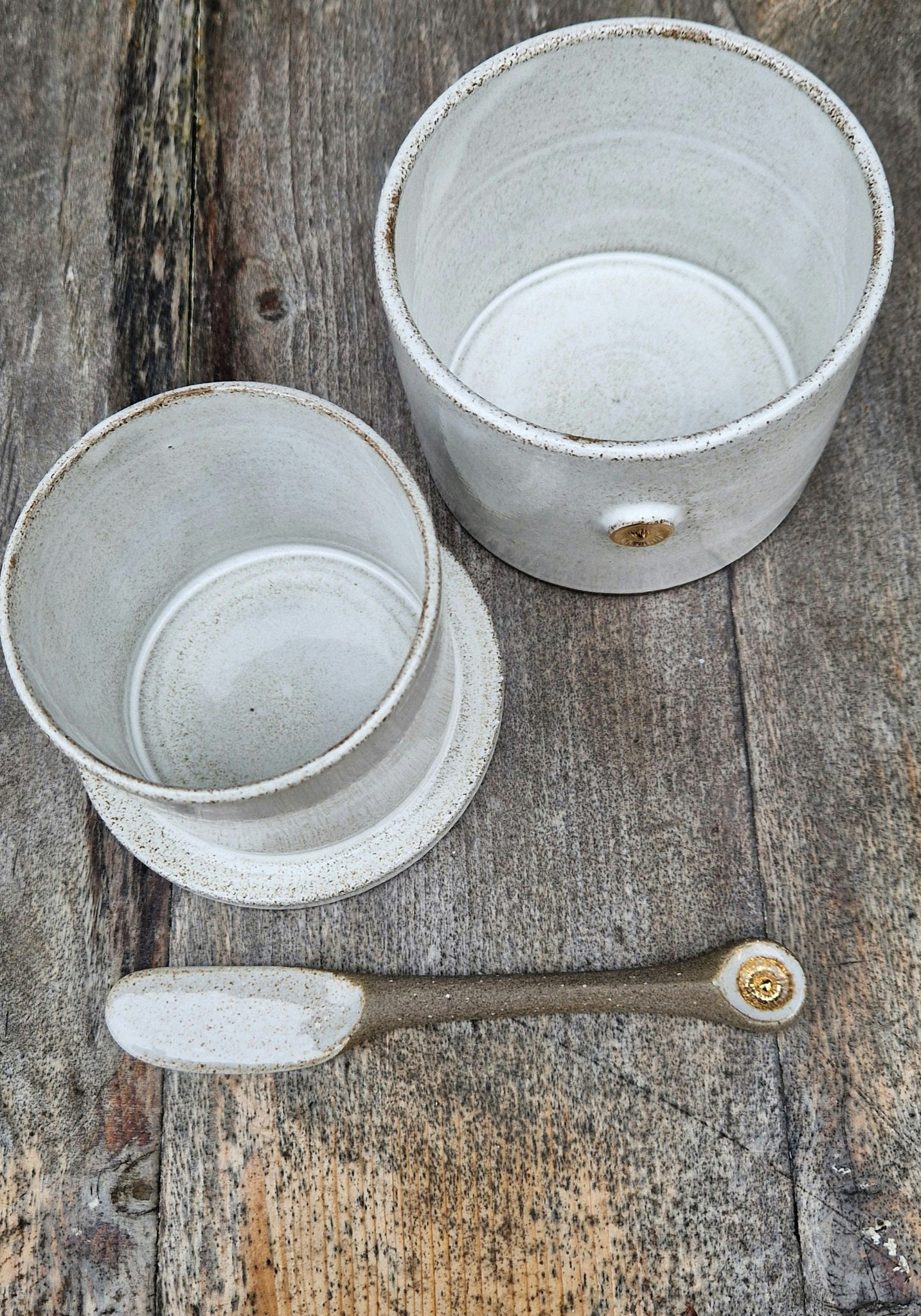 Smörklocka med kniv/Vit