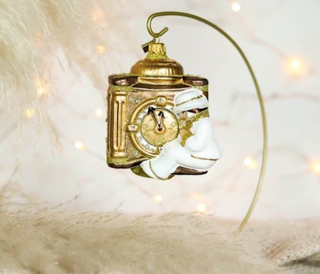 Gutten med klokka, 11 cm hånddekorert glassornament