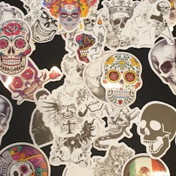 5 klistermärken Skulls & Tattoos
