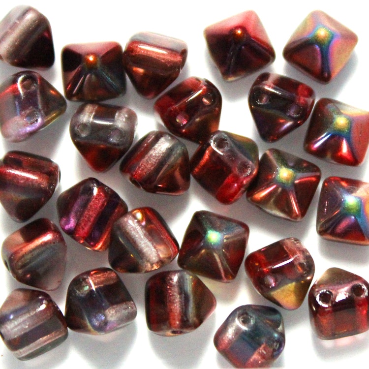 Crystal Magic Wine Pyramid Beads 6x6mm 25st