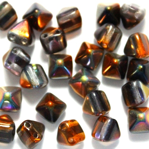 Crystal Magic Copper Pyramid Beads 6x6mm 25st