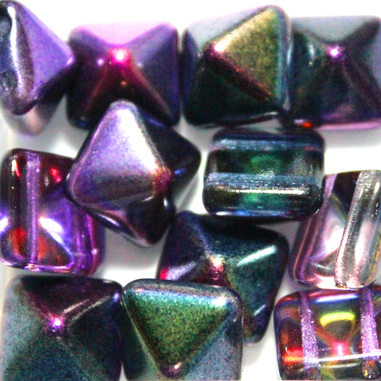 Crystal Magic Purple Pyramid Beads 12x12mm 12st