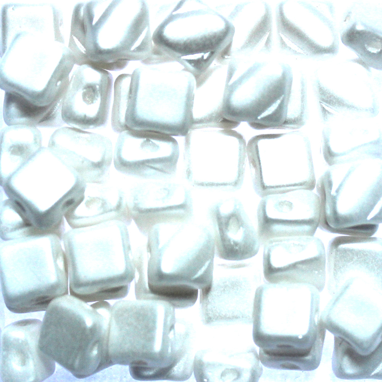 Alabaster Pastel White Silky Beads 50st