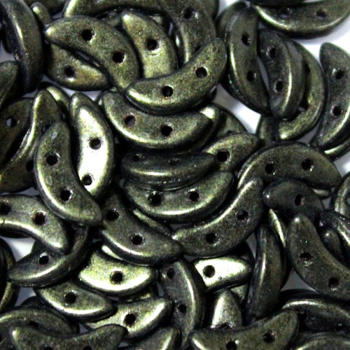 Metallic Suede Dark Green Crescent 10g