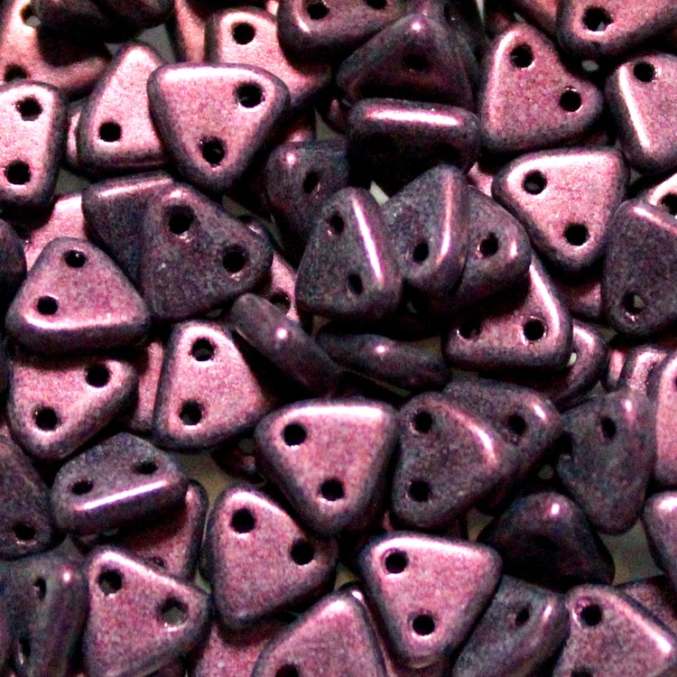 Metallic Suede Pink CzechMates Triangle 10g