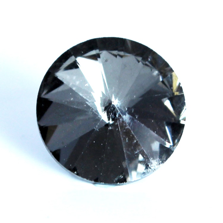 Black Diamond Kinesisk Rivoli 8mm 5st