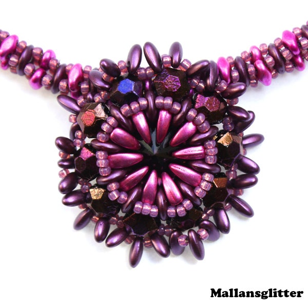 Q Necklace Kit Purple and Pink (EJ MÖNSTER ENDAST PÄRLOR)
