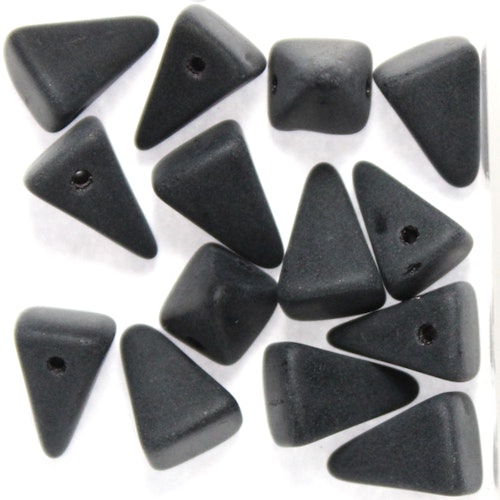 Jet Matted Pyramid Spikes 10g